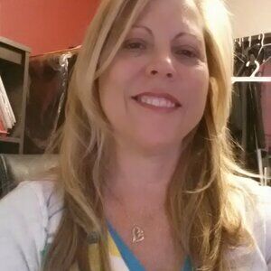 Meet your Posher, Sandy